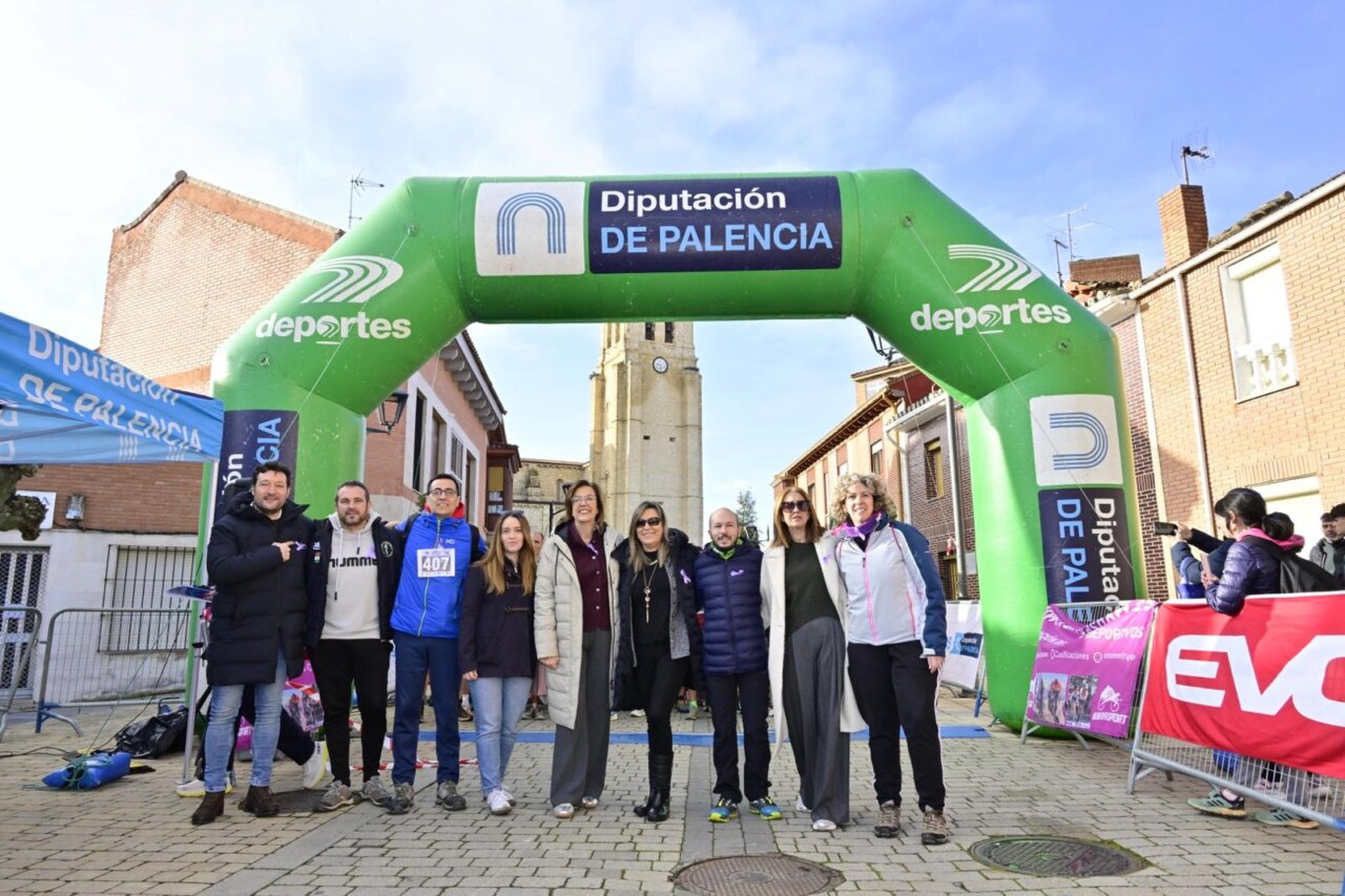 Participantes en la media maratón de Castilla y León en Villamuriel de Cerrato