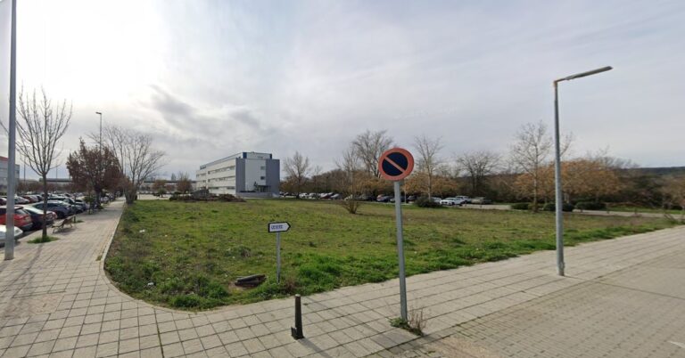 Parcela cedida por la Diputación para edificio de Biotecnología en La Yutera