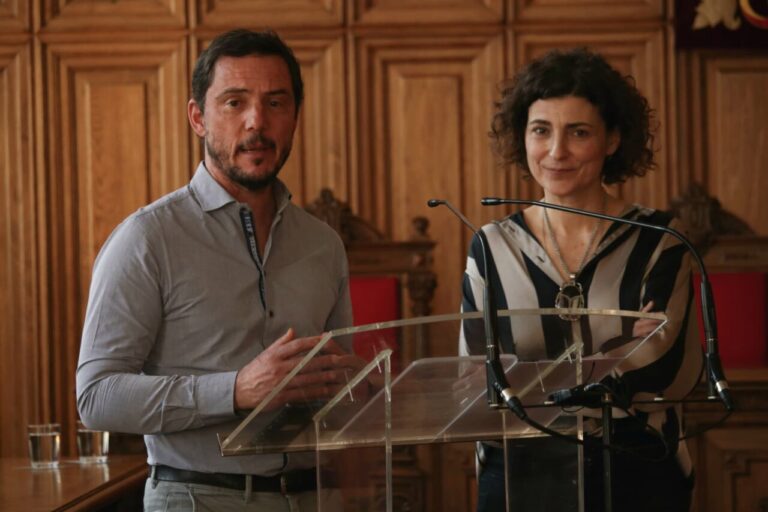 Rueda de prensa sobre el Premio Inspira Palencia 2026 con dos ponentes