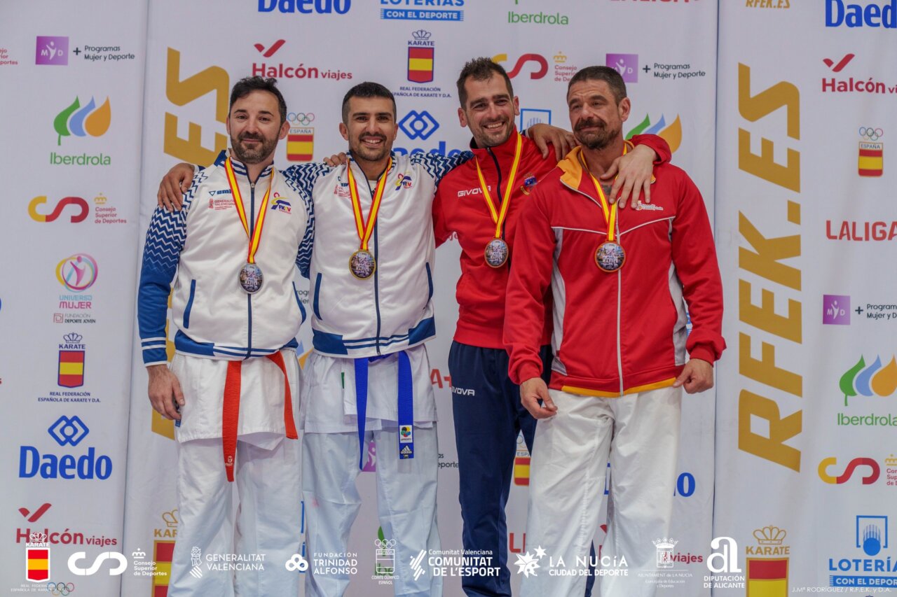 Lidia Díez y Aitor Jiménez con medallas en campeonato de karate