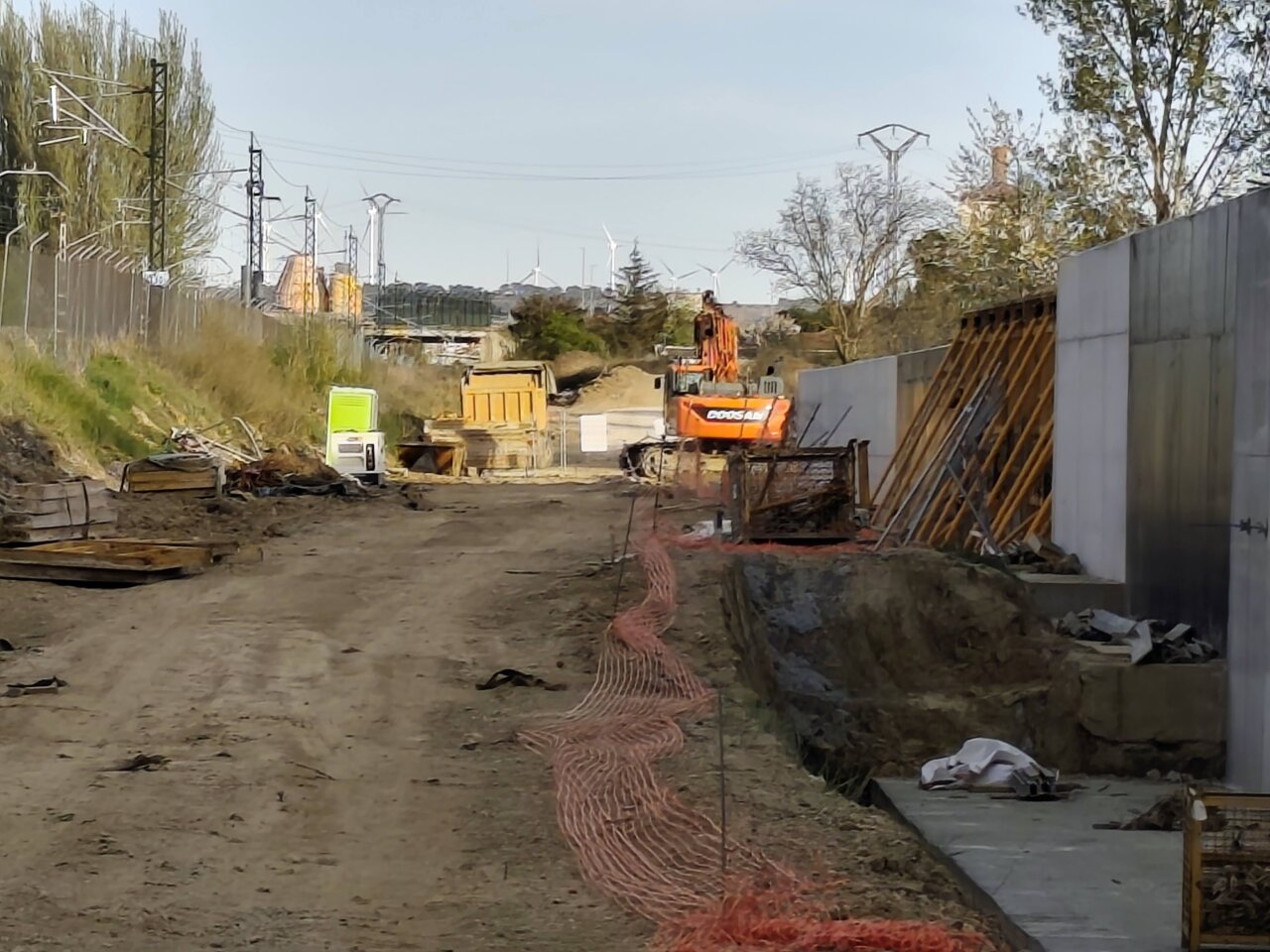 Obra en construcción de la línea de alta velocidad entre Palencia y León