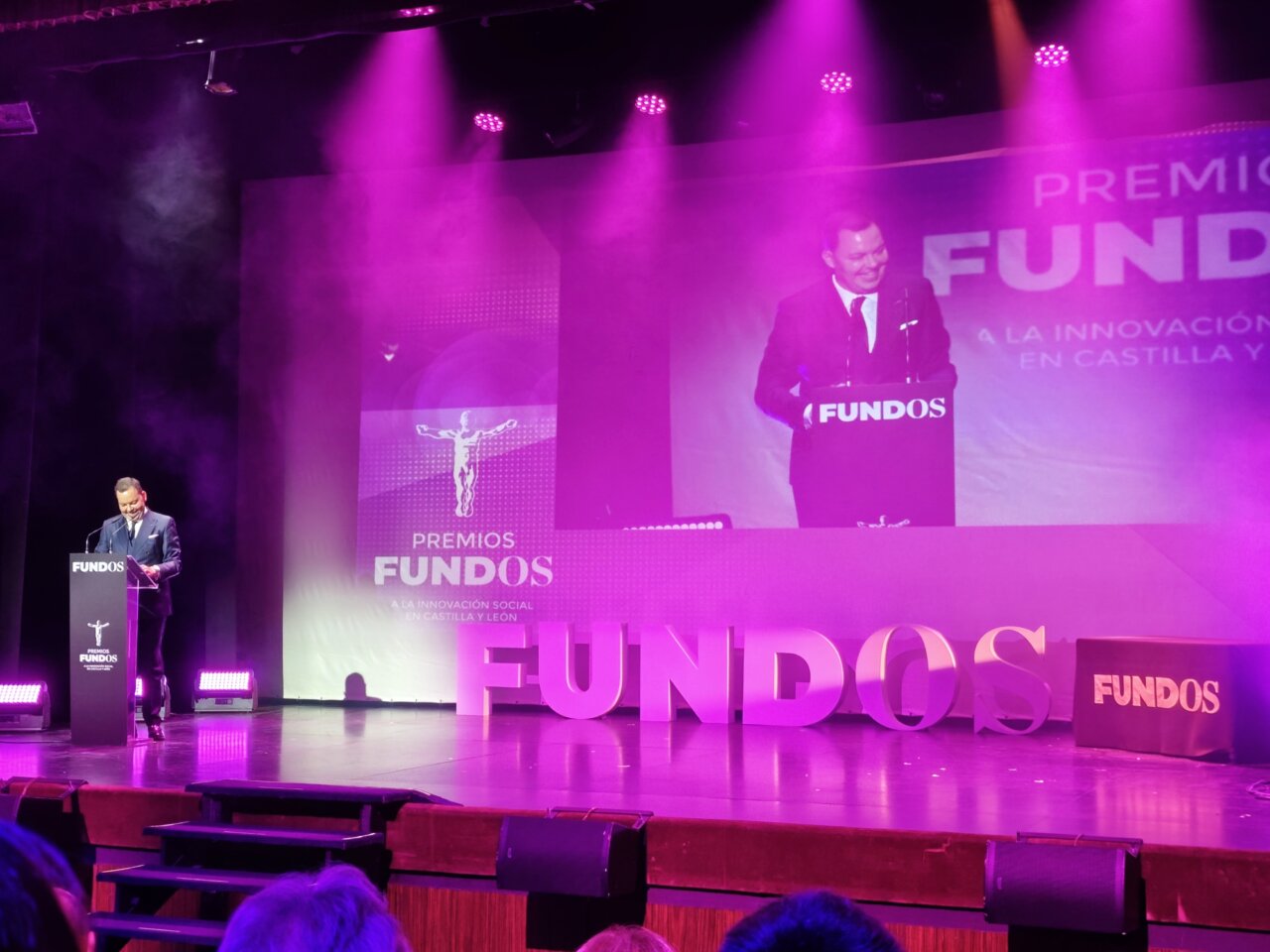 Presentador en la gala de los Premios Fundos en Palencia