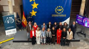 Participantes en jornada sobre liderazgo femenino en política local