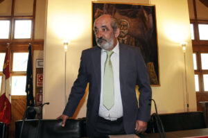 Santos Llamas, empresario de la construcción, en una reunión