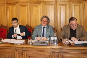 Reunión de la Junta de Gobierno Local en Palencia con concejales presentes