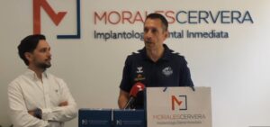 Rueda de prensa en la clínica Dental Morales Cervera sobre la recuperación de Kunkel.