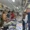Libreros y editores en un mercado de libros en Palencia
