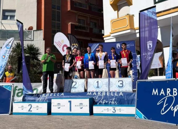 Mateo Puertas en el podio del campeonato de España de orientación