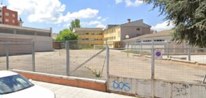 Vista del patio trasero del Instituto Victorio Macho en Palencia