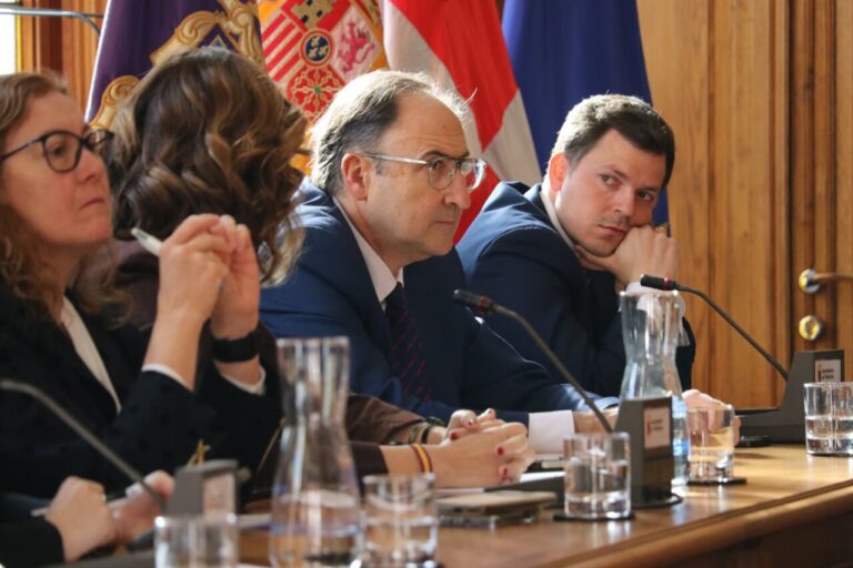 Reunión del PP sobre gasto extrajudicial en Palencia