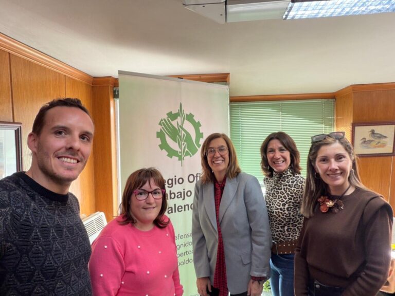 Reunión del PP con el Colegio de Trabajo Social en Palencia