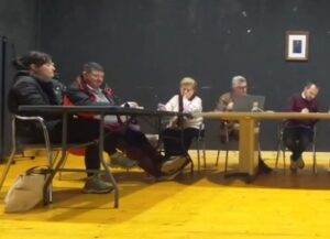 Reunión del PSOE en Barruelo de Santullán con varios miembros presentes