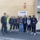 Grupo de estudiantes en la puerta de Seda en Palencia