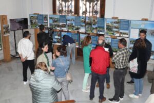 Exposición sobre proyectos ambientales en Palencia con voluntarios