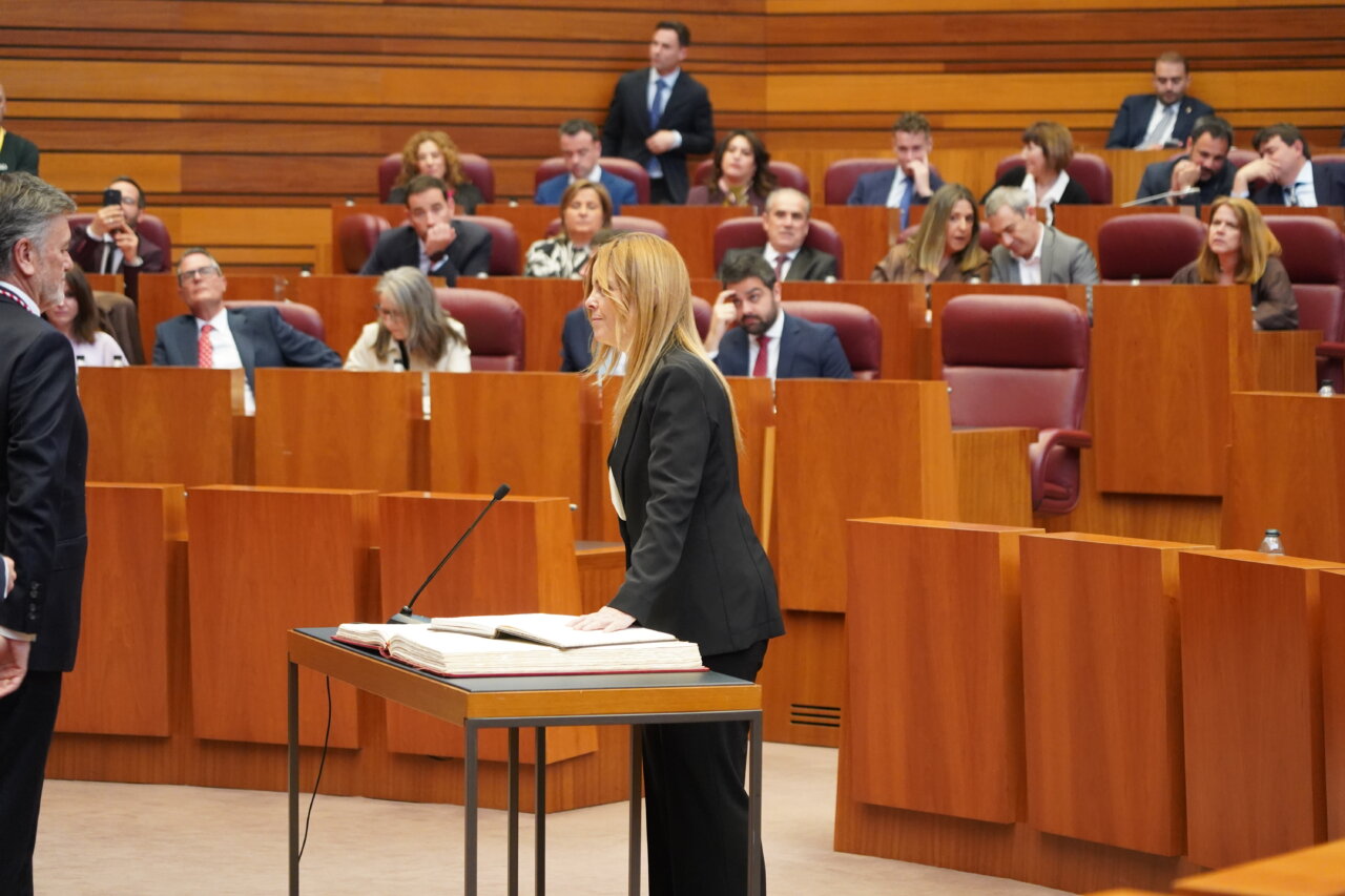 Sesión inaugural de la XII Legislatura en las Cortes de Castilla y León