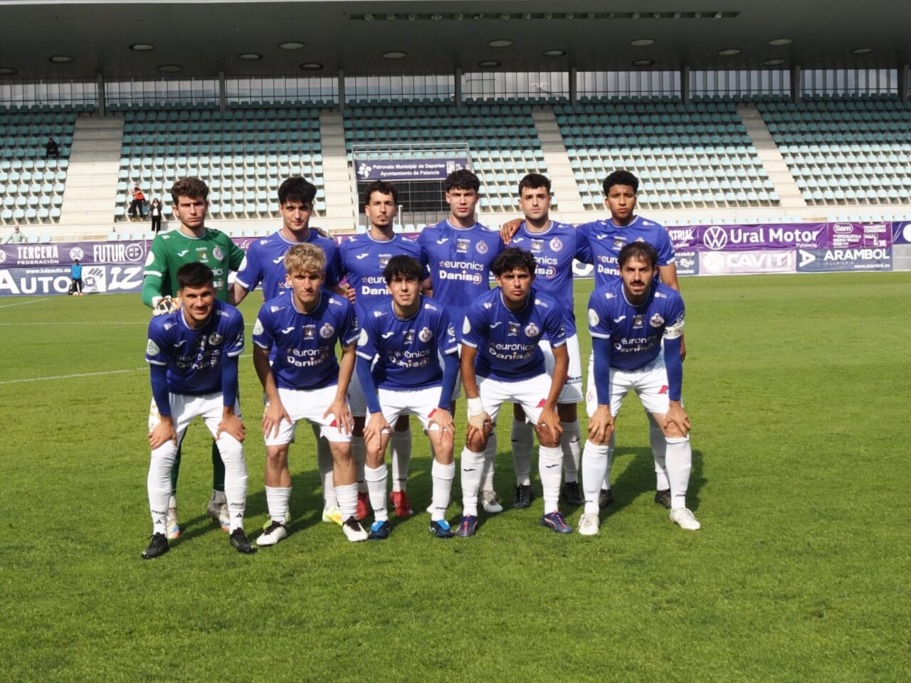 Equipo de fútbol Palencia Cristo Atlético en su último partido de liga