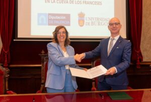 Firma de convenio entre la Diputación de Palencia y la Universidad de Burgos