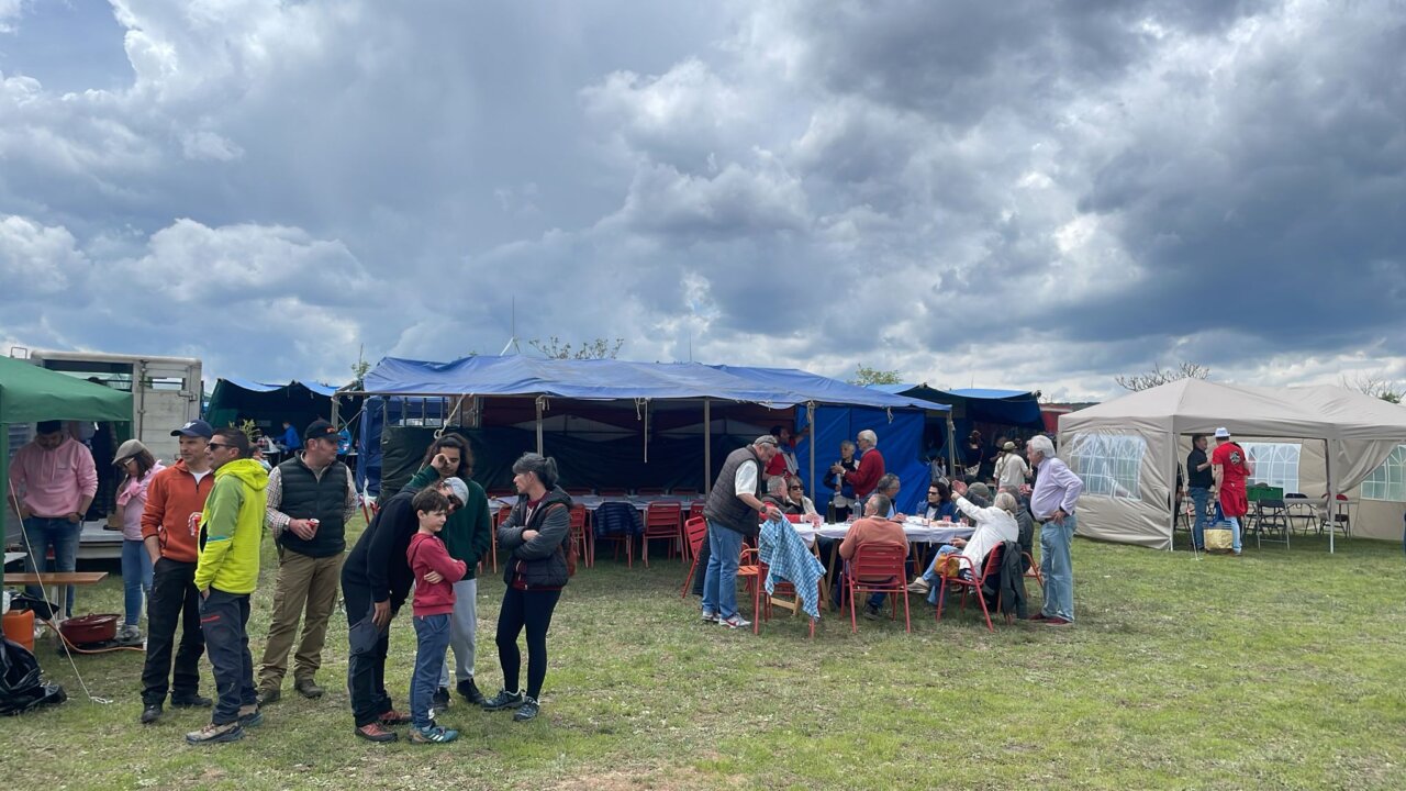 Vecinos celebrando la Romería de San Gregorio en Baltanás