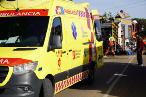 Ambulancia de emergencias sanitarias en Castilla y León en acción