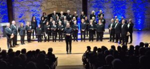 Coro Vetusta y Camerata Vocal Bella Desconocida en concierto