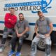 Equipo de Construcciones Sergio Melero posando junto a su vehículo de trabajo