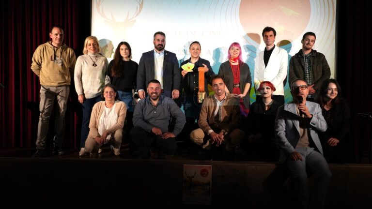 Grupo de personas en el IV Festival de Cine Rural y de Montaña de Cervera de Pisuerga