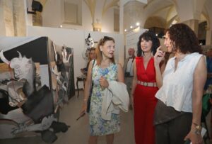 La ministra de Igualdad en el Museo de los Cuentos en Paredes de Nava
