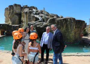 Visita al Complejo Juvenil Castilla durante el programa de campamentos de verano.