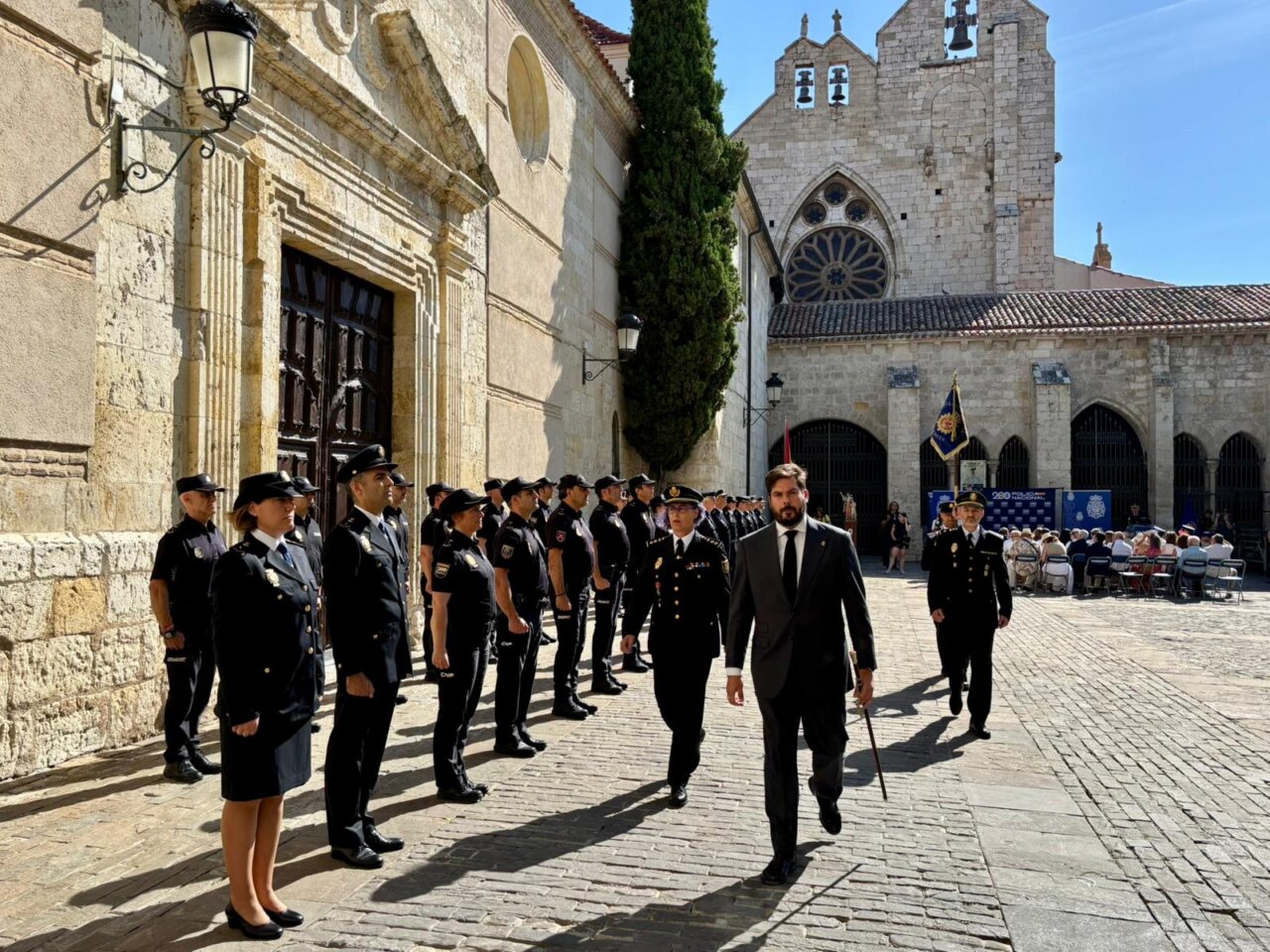 Homenaje a las víctimas del terrorismo por la Policía Nacional en Palencia