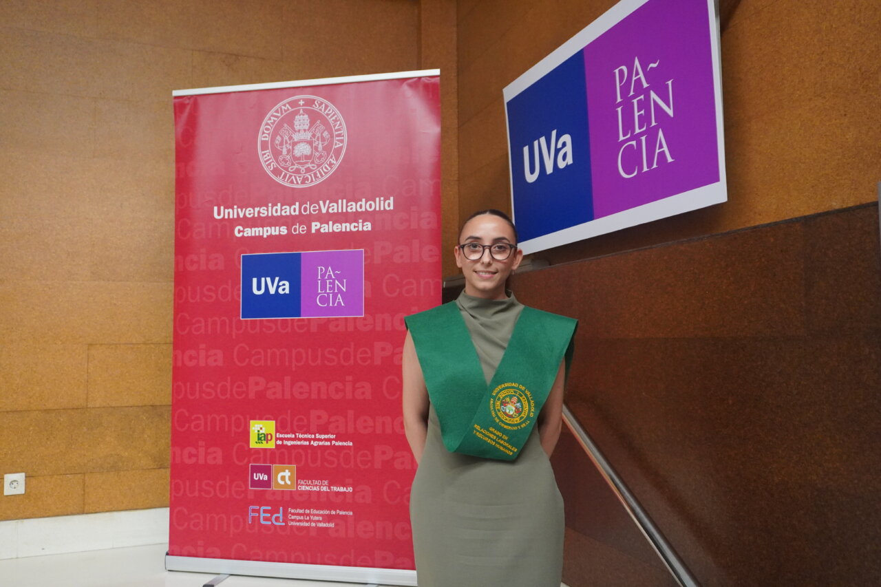 Graduación de estudiantes en Relaciones Laborales y Recursos Humanos en Palencia