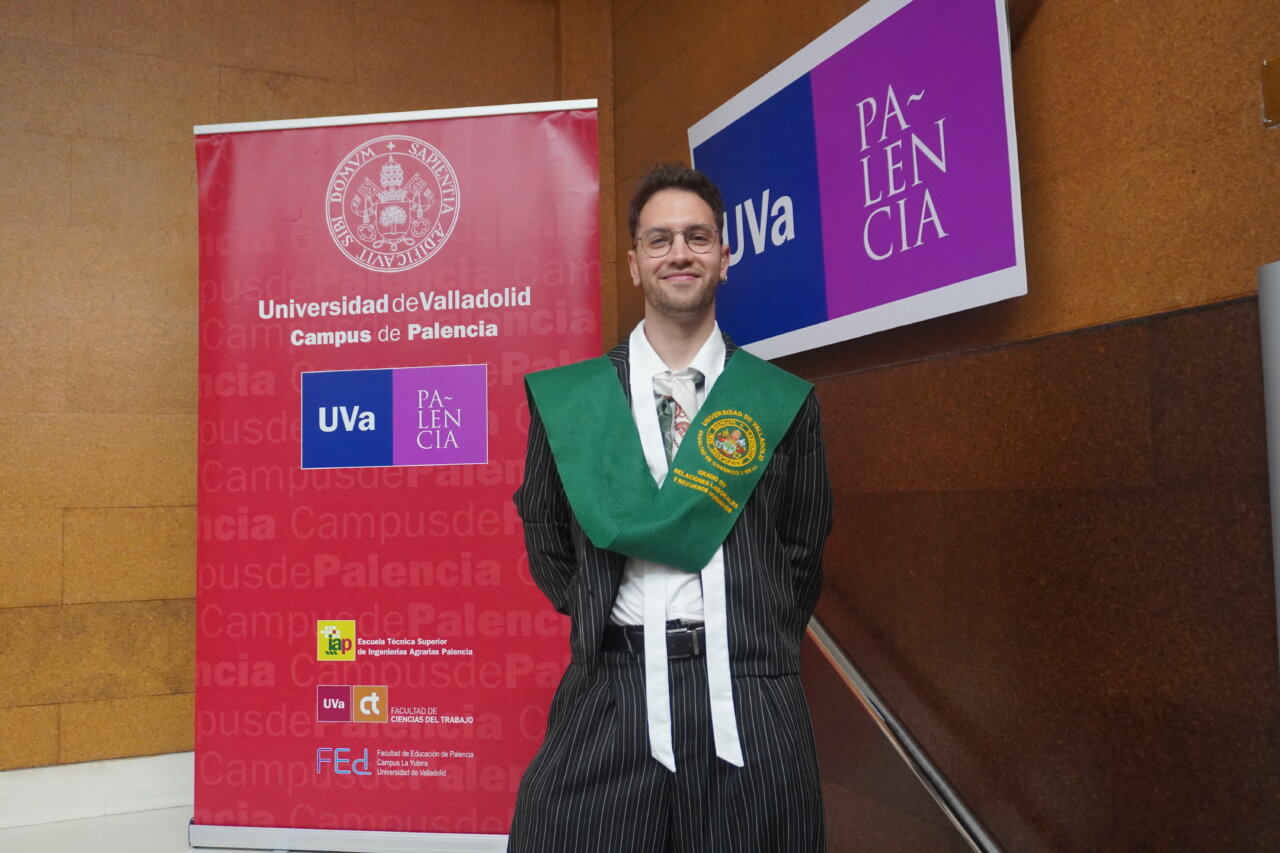 Graduado en Relaciones Laborales y Recursos Humanos en Palencia con banda
