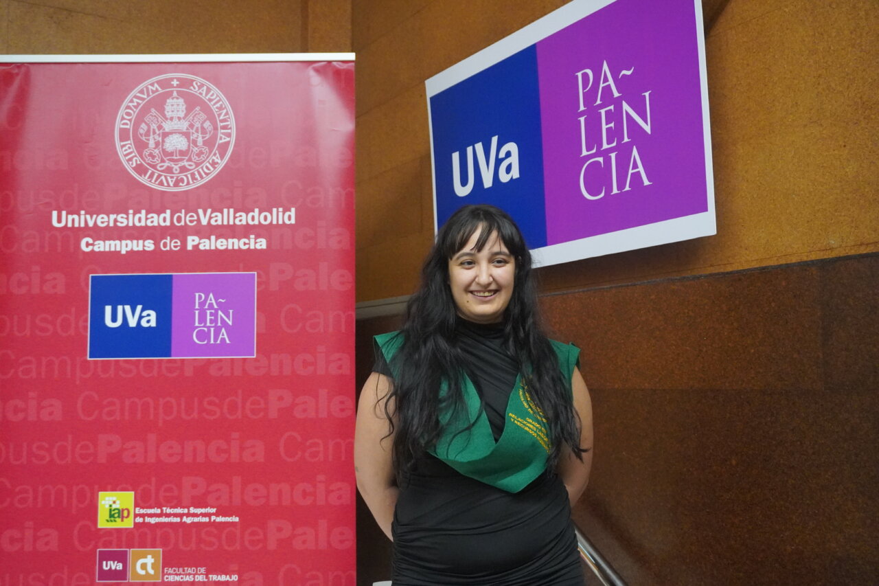 Estudiante de Relaciones Laborales en la graduación en Palencia