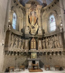 Retablo del altar mayor de San Isidro en el monasterio de la Trapa