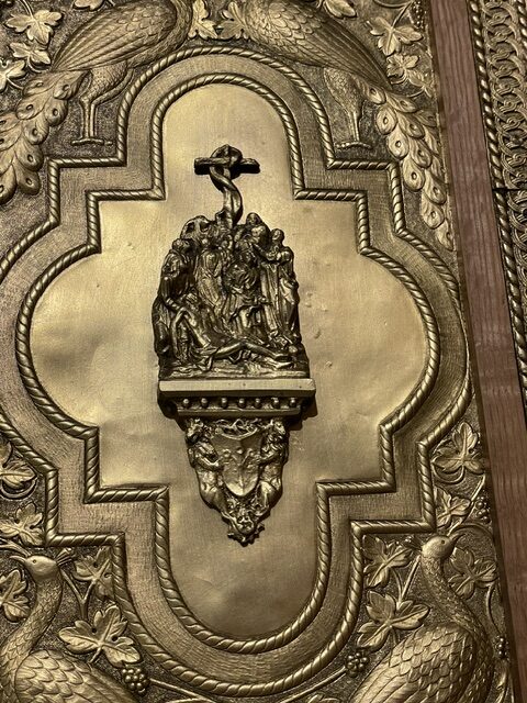 Detalle del retablo mayor de la iglesia de San Isidro en Dueñas