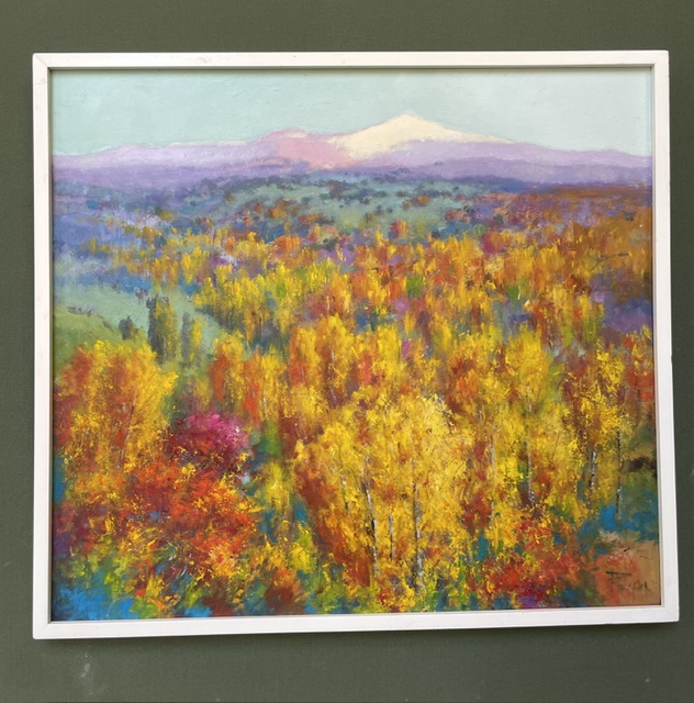 Pintura de José María Paniagua que muestra un paisaje colorido