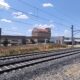 Vista del viaducto en construcción junto a las vías del tren en Palencia