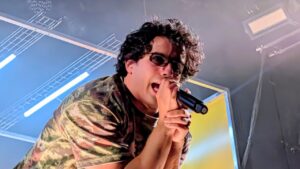 Cantante en el festival Palencia Sonora en El Sotillo