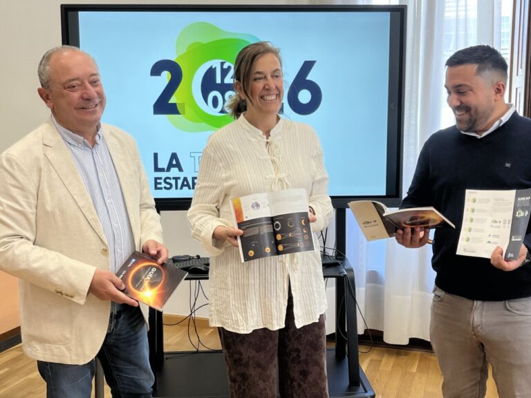 Presentación de gafas homologadas para observar el eclipse solar en Palencia