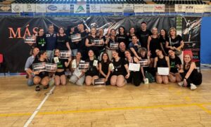 Grupo de bailarines de Danilo Estudio de Danza con premios en Ponferrada