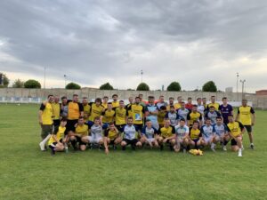 Jugadores de fútbol de San Cebrián de Campos y Torquemada en la final