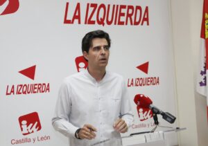 Gascón de IU criticando el pacto entre PP y Vox en Castilla y León