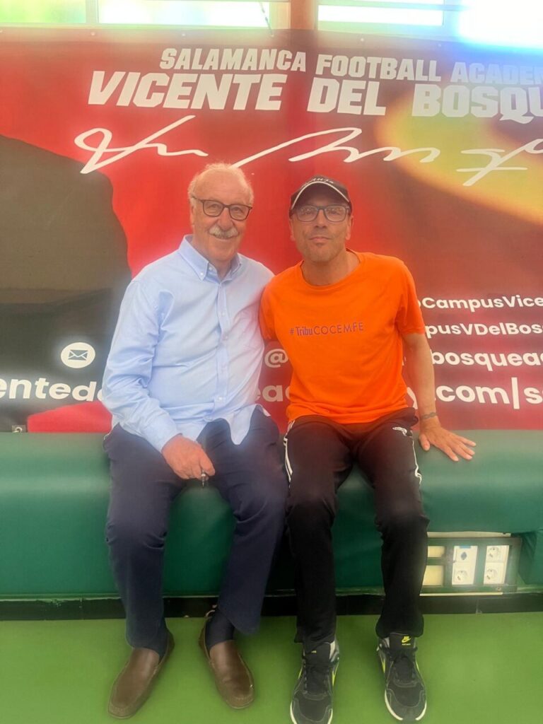 Juanjo Rodríguez y Vicente del Bosque en el Campus Deportivo Vicente del Bosque