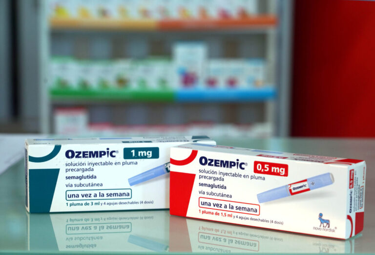 Cajas de medicamentos Ozempic para el tratamiento de la obesidad