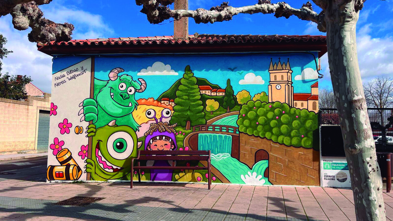 Mural colorido de Nadia Bilbao en Palencia con personajes animados