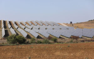 Vista de la planta fotovoltaica Adelfa Solar en Paredes de Nava