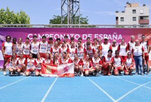 Equipo de atletismo sub-18 con medallas en campeonato de España