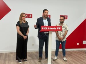 Reunión de procuradores socialistas en Palencia sobre incendios