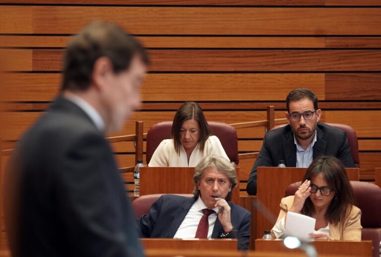 Reunión del PSOE en Castilla y León con varios miembros presentes