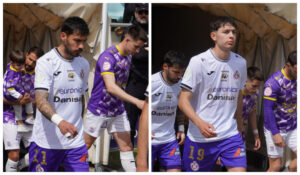 Mikel Prieto y Adrián Acero saliendo al campo con sus compañeros
