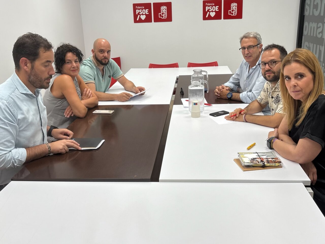 Reunión de procuradores socialistas en Palencia sobre incendios